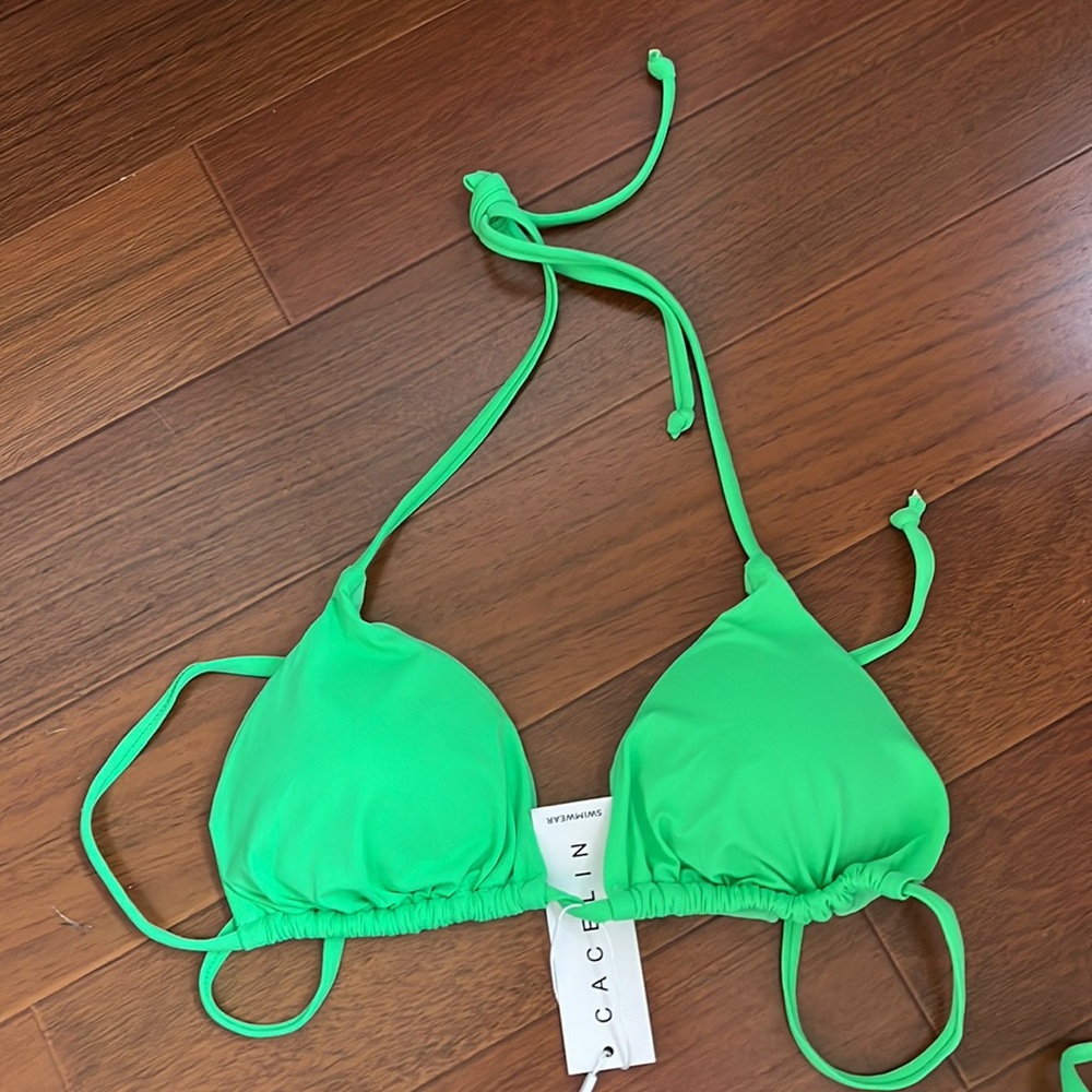 String Bikini - Picture 3 of 6